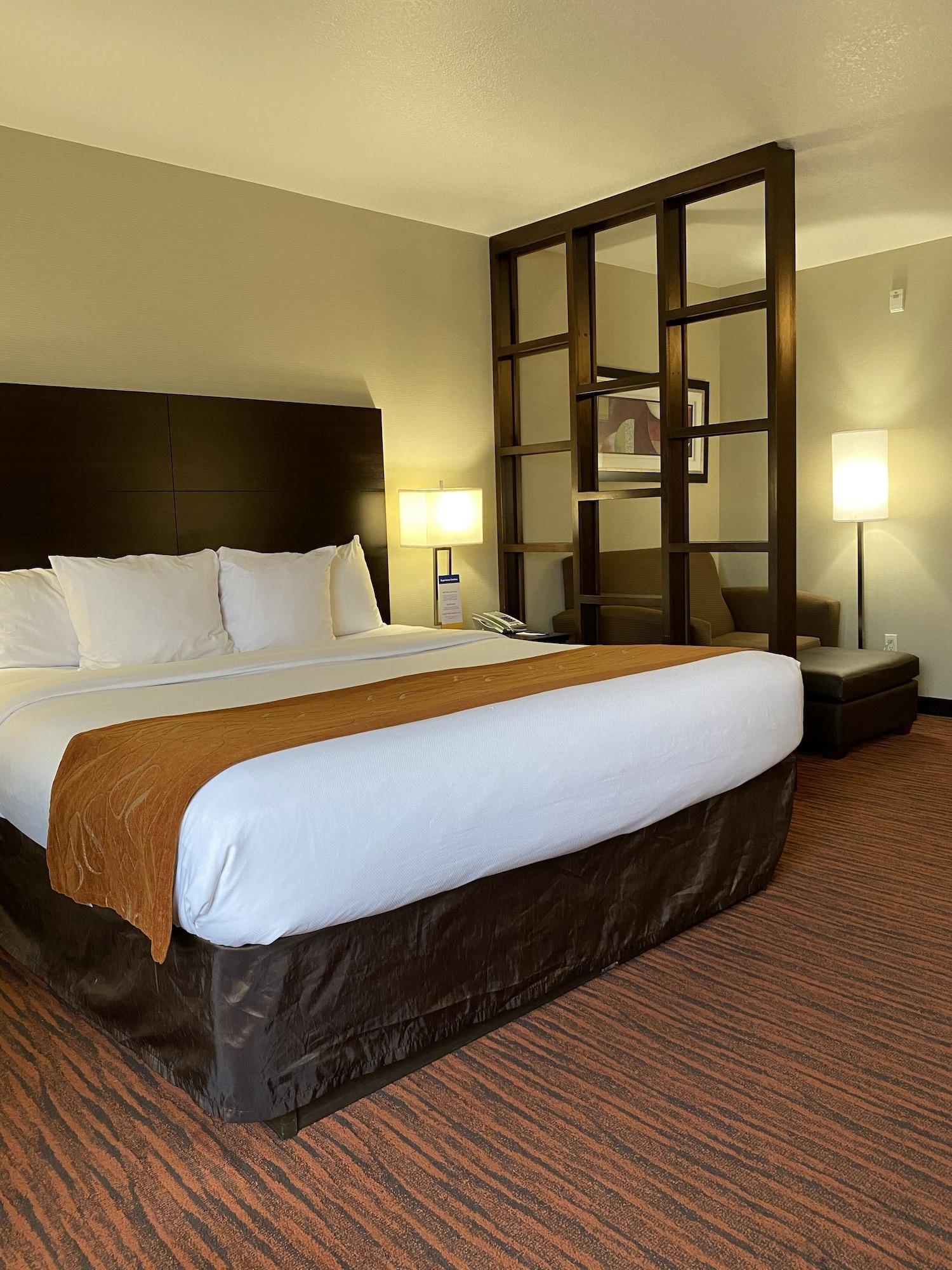 Comfort Suites Кловис Экстерьер фото