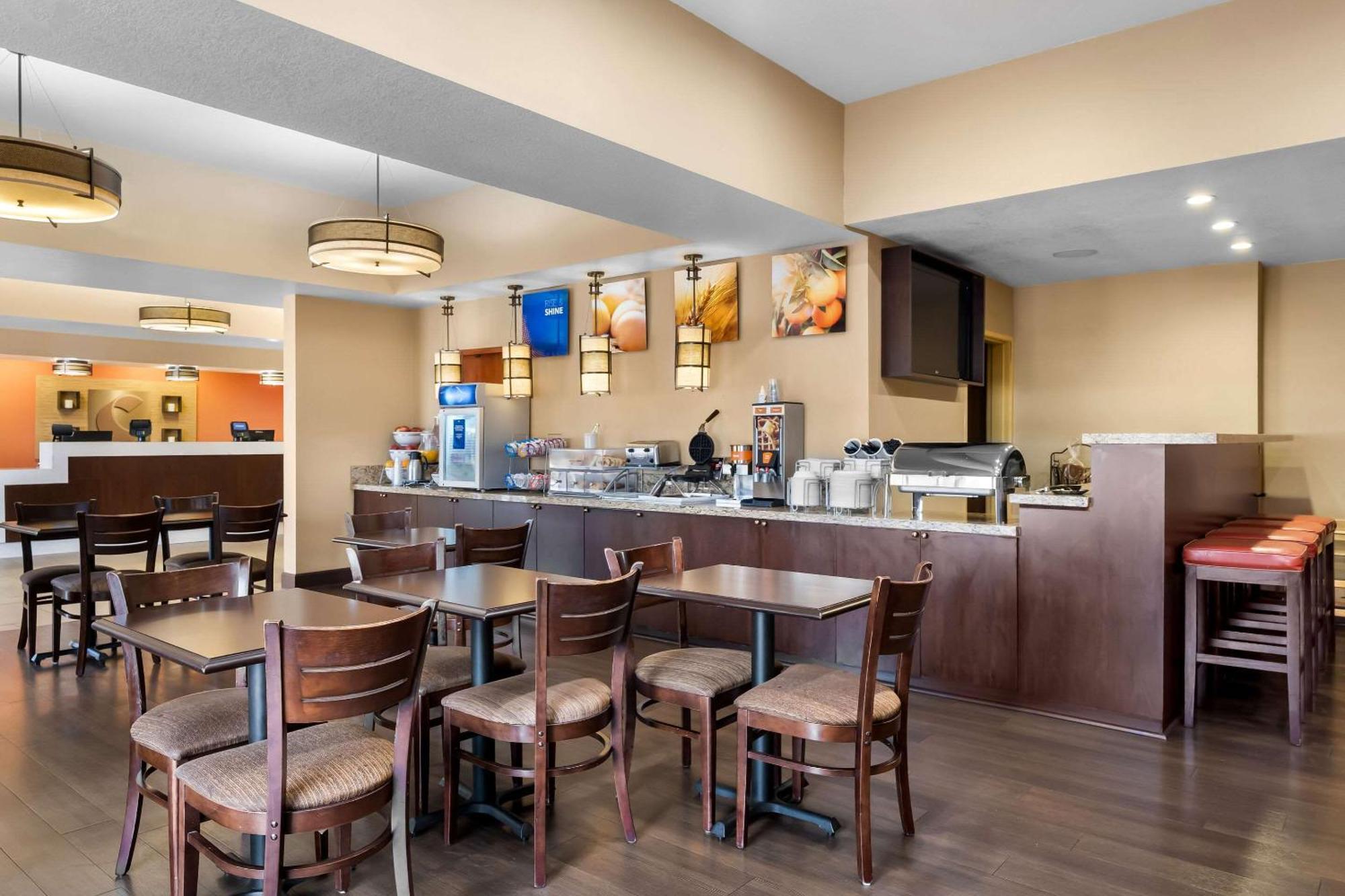 Comfort Suites Кловис Экстерьер фото