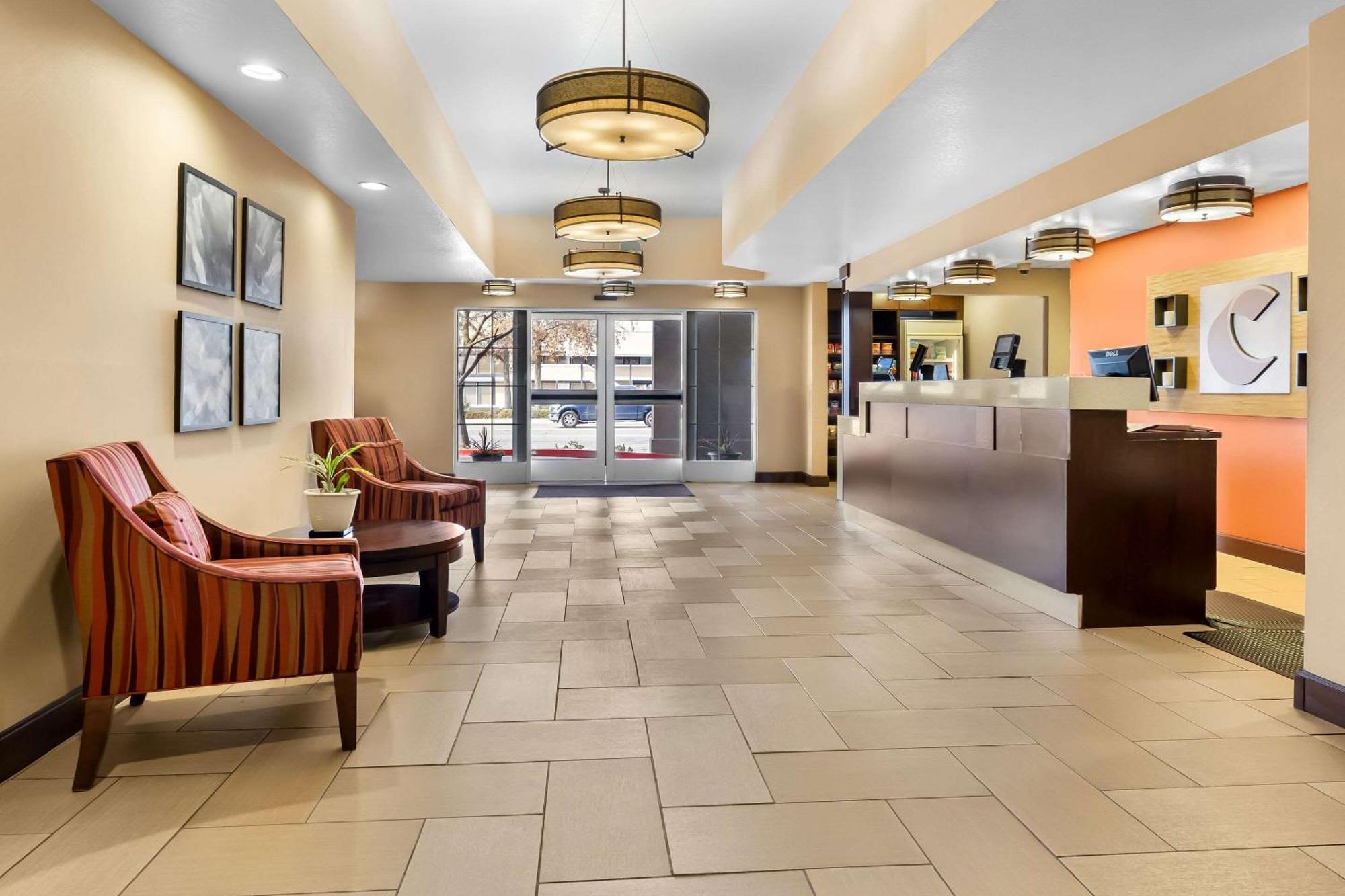Comfort Suites Кловис Экстерьер фото