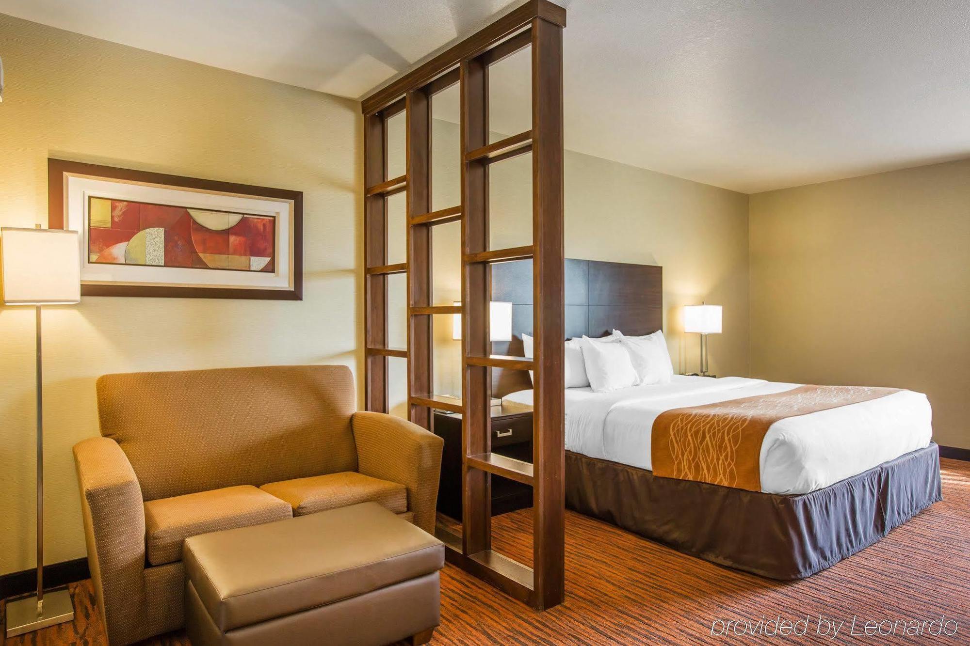Comfort Suites Кловис Экстерьер фото